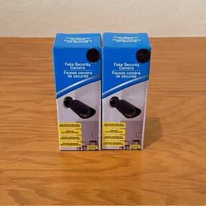 BLACK FAKE SECURITY CAMERA (battery operated) BUNDLE!! BRAND NEW!!